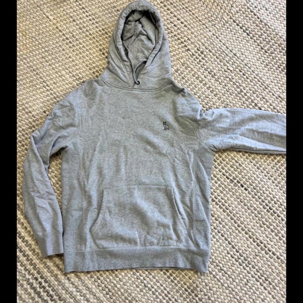 October’s Very Own Essentials sweatshirt, grey pullover womens